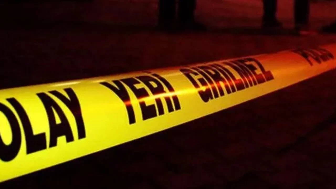 Balıkesir’de Gizemli Ölüm: Evinde Kanlı Bıçak Bulundu